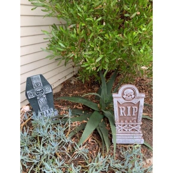 17” Halloween Foam RIP Graveyard Tombstone 5 Pack Yard...